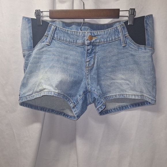 Isabel maternity jean shorts size 6 - Picture 1 of 4
